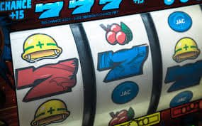 Casino ဂိမ်းလော်ဘီ Table Games Baccarat Roulette screen မြင်ကွင်း